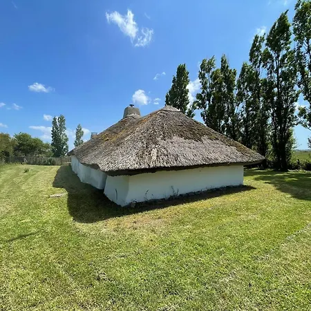 Sejour Authentique Dans Bourrine Traditionnelle A Landhuis *