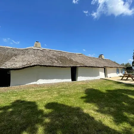 Sejour Authentique Dans Bourrine Traditionnelle A Landhuis Beauvoir-sur-Mer